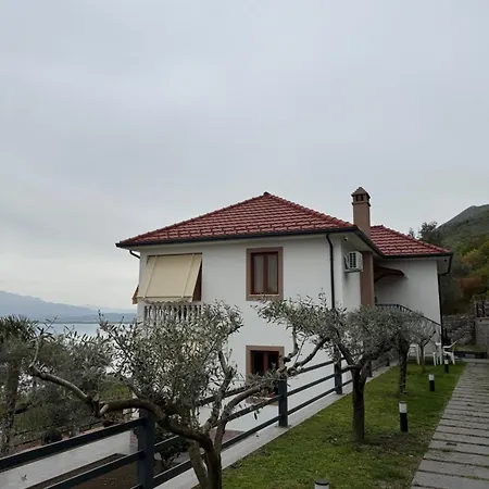 Nature Treasure Villa