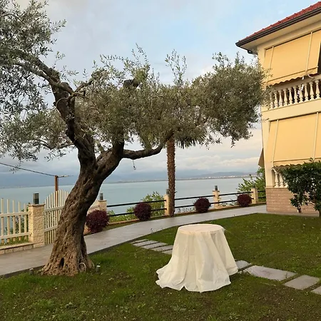 L Olive Villa *