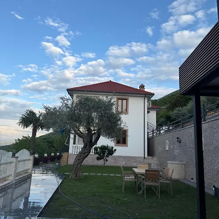Nature Treasure Villa Zogaj (Shkoder)