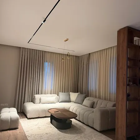 L Olive Villa